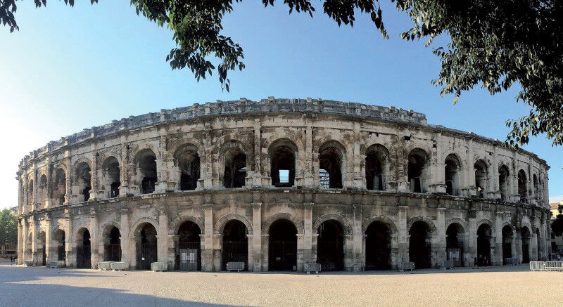 Histoire & Archéologie - Architecture & Bâtiments - Vue des Arènes. © R. Pellé, Inrap Histoire & Archéologie - Architecture & Bâtiments